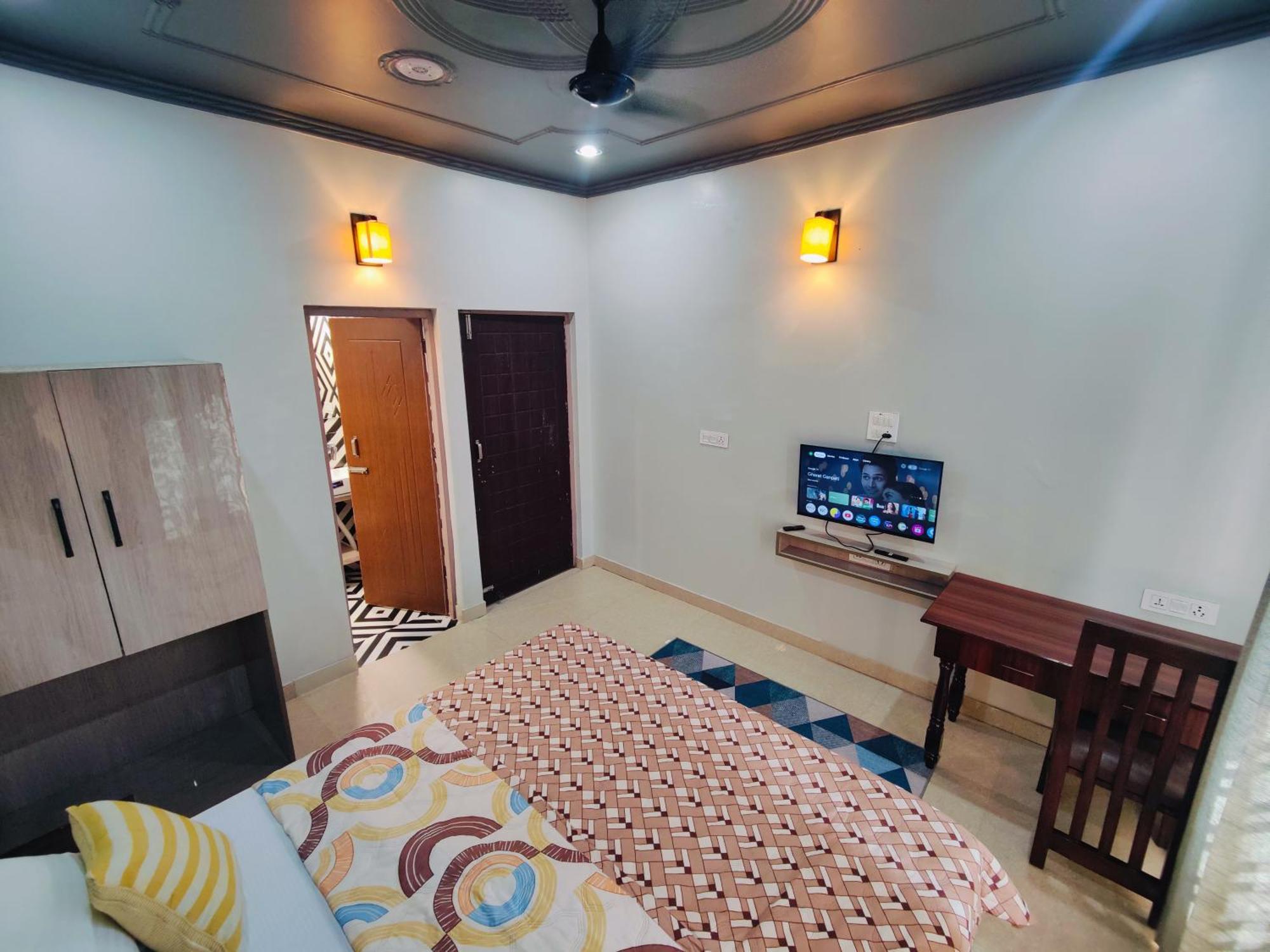 Auberge de jeunesse Hoztel Jollygrrant Doon à Rāni Pokhri Extérieur photo