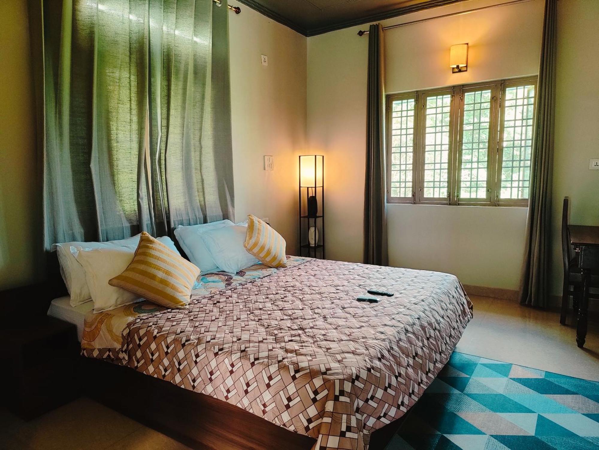 Auberge de jeunesse Hoztel Jollygrrant Doon à Rāni Pokhri Extérieur photo