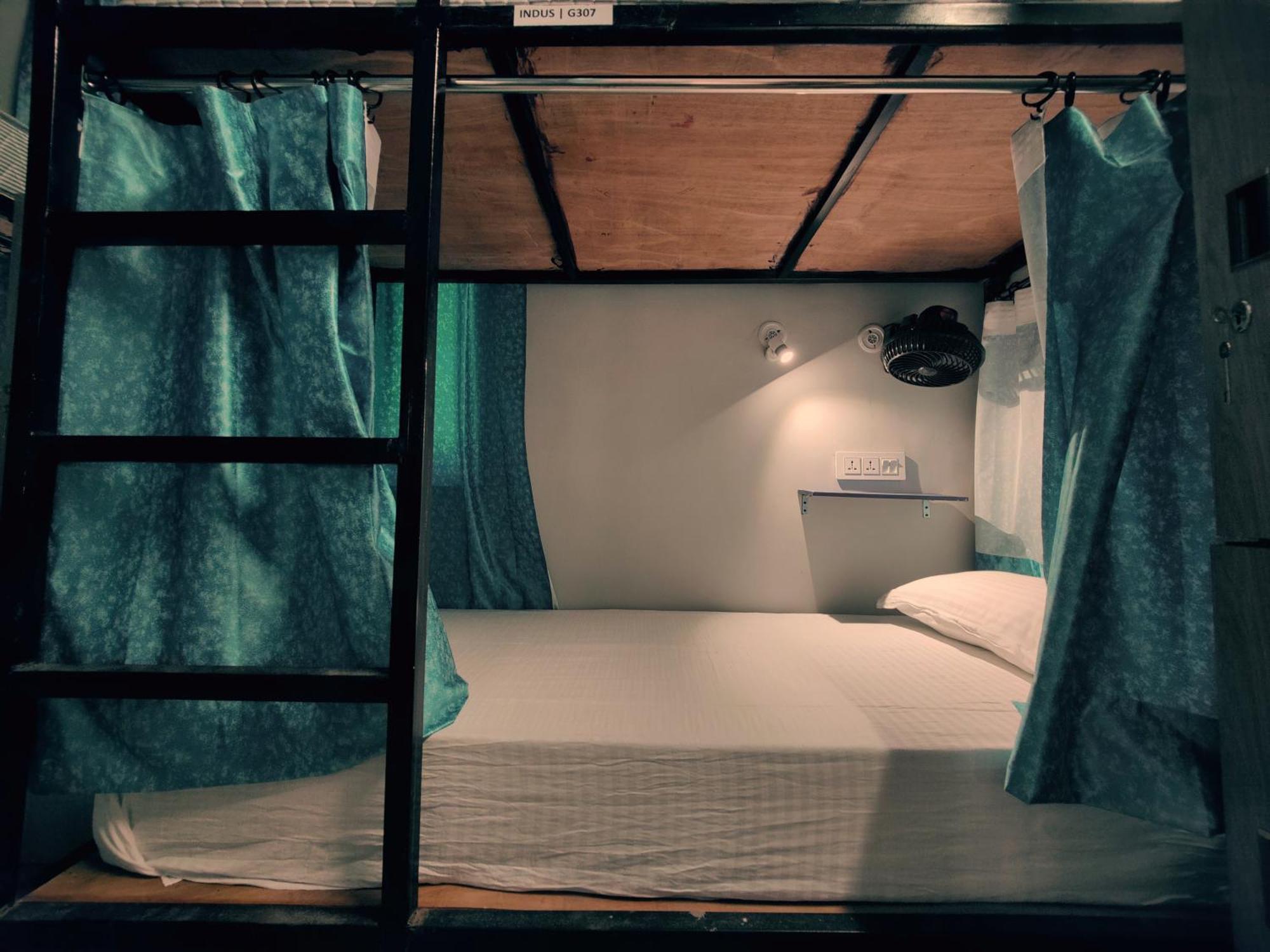 Auberge de jeunesse Hoztel Jollygrrant Doon à Rāni Pokhri Extérieur photo