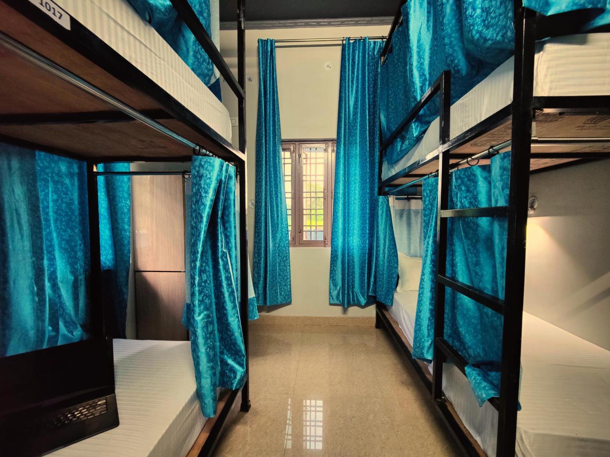 Auberge de jeunesse Hoztel Jollygrrant Doon à Rāni Pokhri Extérieur photo