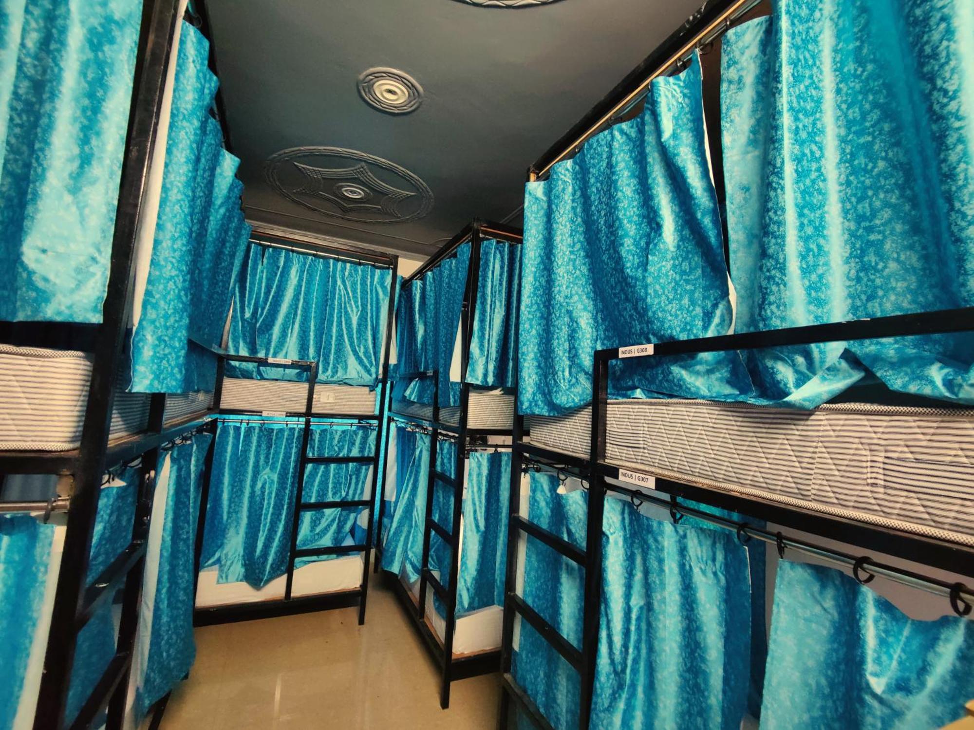 Auberge de jeunesse Hoztel Jollygrrant Doon à Rāni Pokhri Extérieur photo
