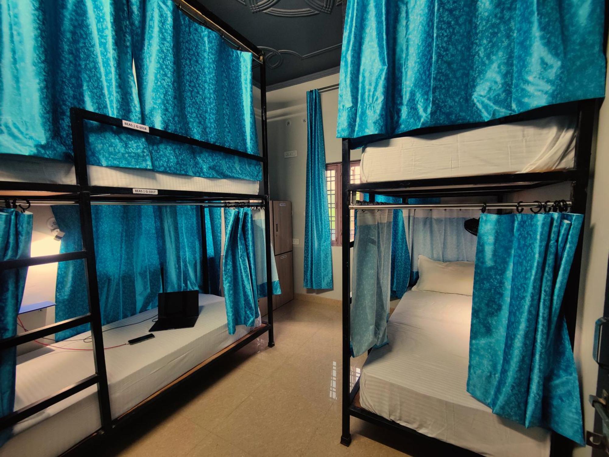 Auberge de jeunesse Hoztel Jollygrrant Doon à Rāni Pokhri Extérieur photo